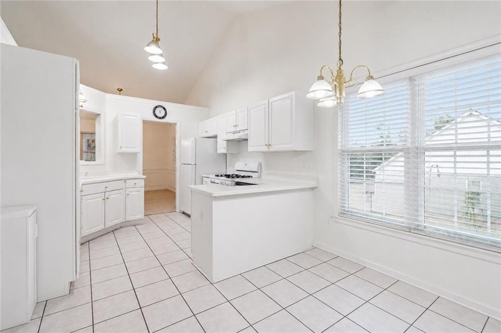 3 bedroom, 2 bathroom, 1,922 sq ft single family residence for sale at 7105 Timberbrooke Drive, Gainesville, GA 30506 — photo 9