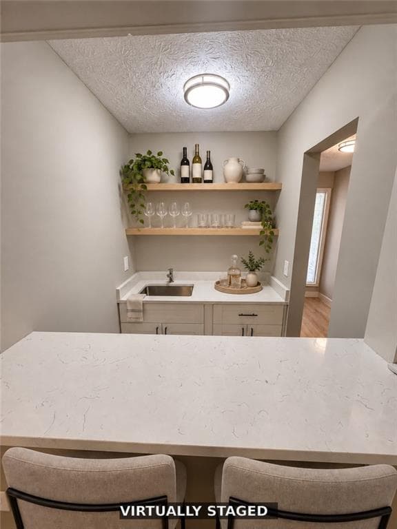3 bedroom, 2 bathroom, 2,116 sq ft single family residence for sale at 3512 Riverchase Knolls, Decatur, GA 30034 — photo 3