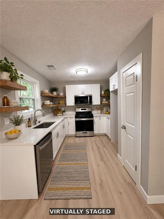 3 bedroom, 2 bathroom, 2,116 sq ft single family residence for sale at 3512 Riverchase Knolls, Decatur, GA 30034 — photo 6
