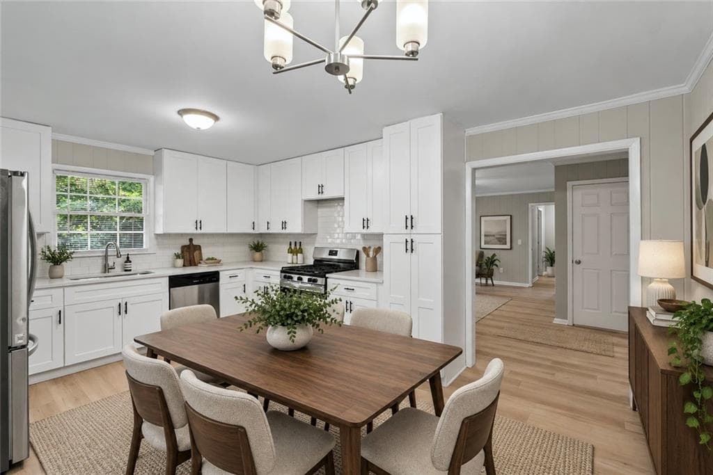 7 bedroom, 3 bathroom, 4,573 sq ft single family residence for sale at 923 Old Noonday Sch House Road, Marietta, GA 30066 — photo 4