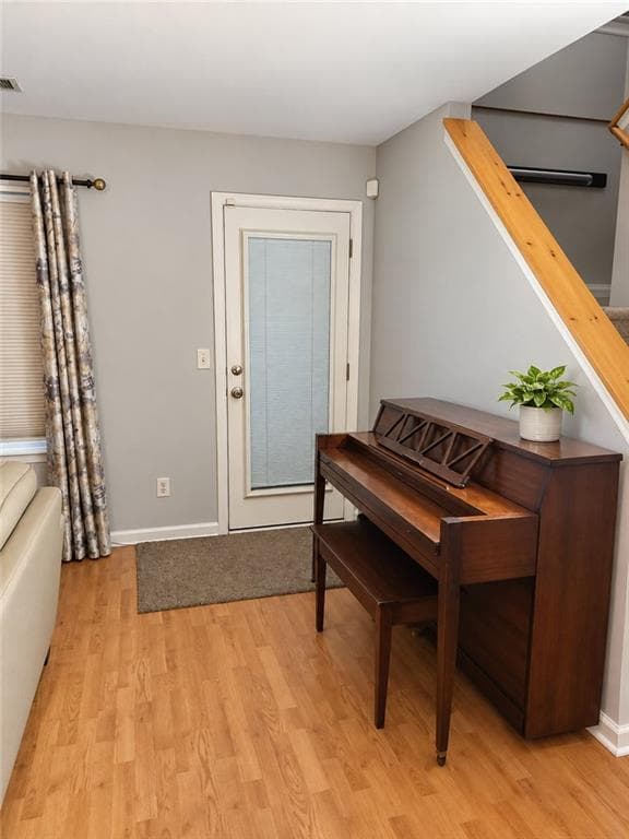 3 bedroom, 4 bathroom, 2,230 sq ft single family residence for sale at 7216 Mountain Laurel Way, Stockbridge, GA 30281 — photo 3