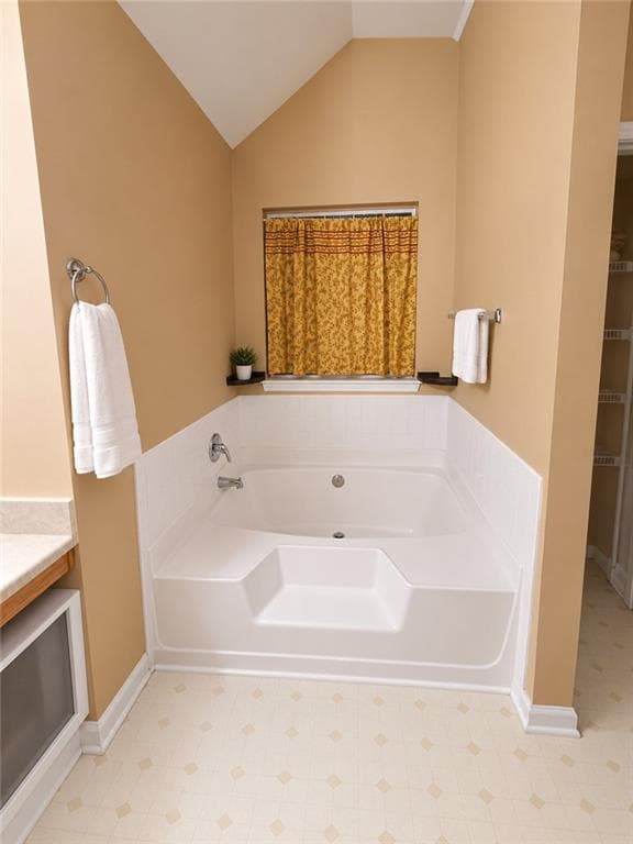 3 bedroom, 4 bathroom, 2,230 sq ft single family residence for sale at 7216 Mountain Laurel Way, Stockbridge, GA 30281 — photo 5