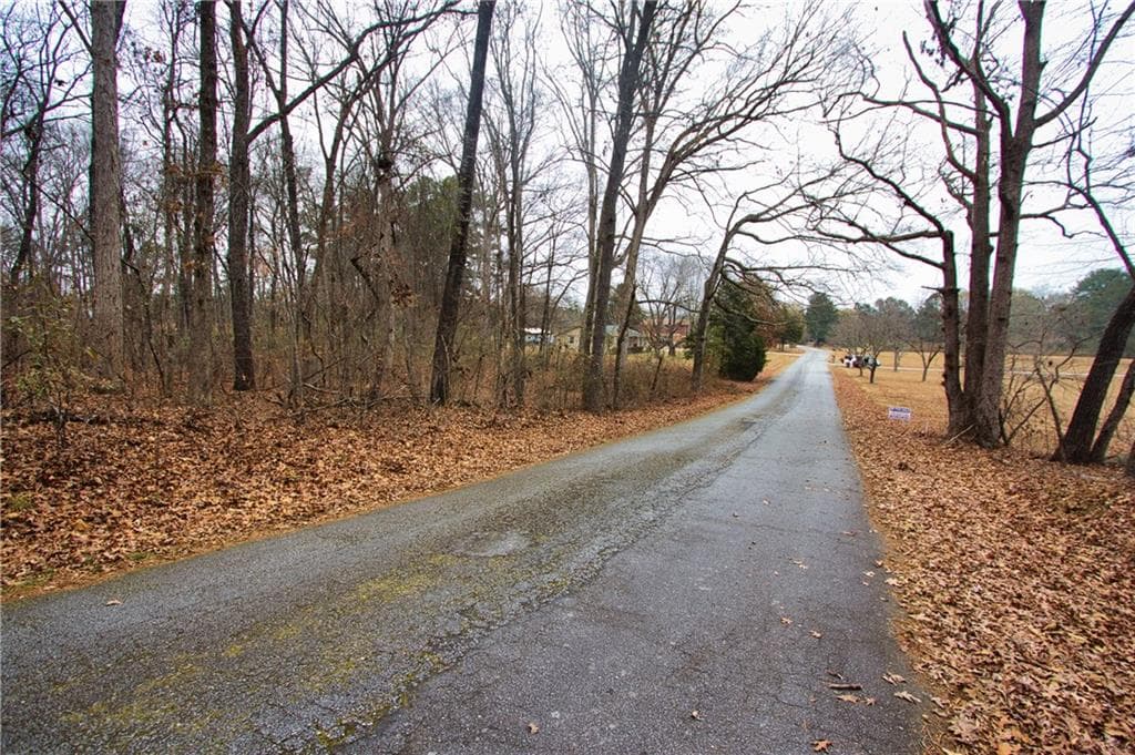 unimproved land for sale at 4051 Bailey Circle, Loganville, GA 30052 — photo 4