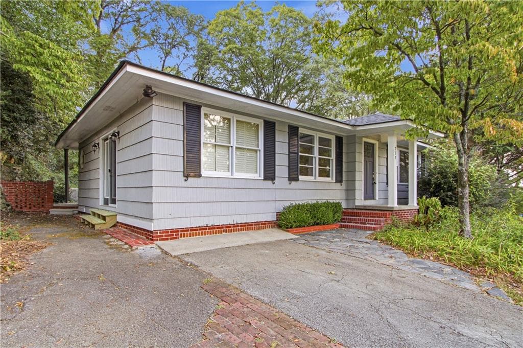 3 bedroom, 2 bathroom, 1,559 sq ft single family residence for sale at 217 Victory Drive, Calhoun, GA 30701