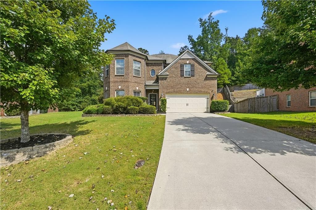 4 bedroom, 4 bathroom, 3,573 sq ft single family residence for sale at 5950 Somersby Circle, Alpharetta, GA 30005