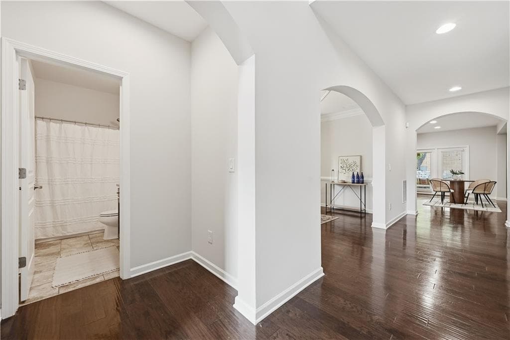 4 bedroom, 4 bathroom, 3,573 sq ft single family residence for sale at 5950 Somersby Circle, Alpharetta, GA 30005 — photo 8