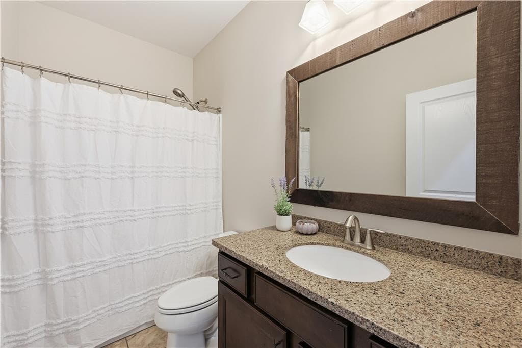 4 bedroom, 4 bathroom, 3,573 sq ft single family residence for sale at 5950 Somersby Circle, Alpharetta, GA 30005 — photo 9