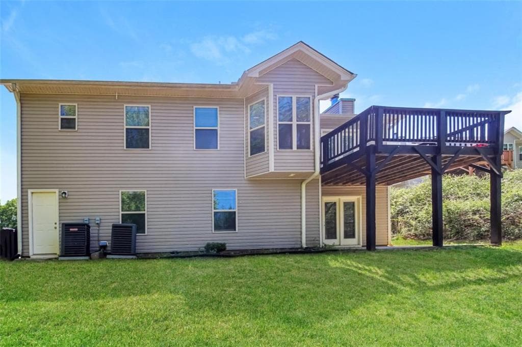 4 bedroom, 3 bathroom, 2,462 sq ft single family residence for sale at 1928 Paynes Point, Winder, GA 30680 — photo 3