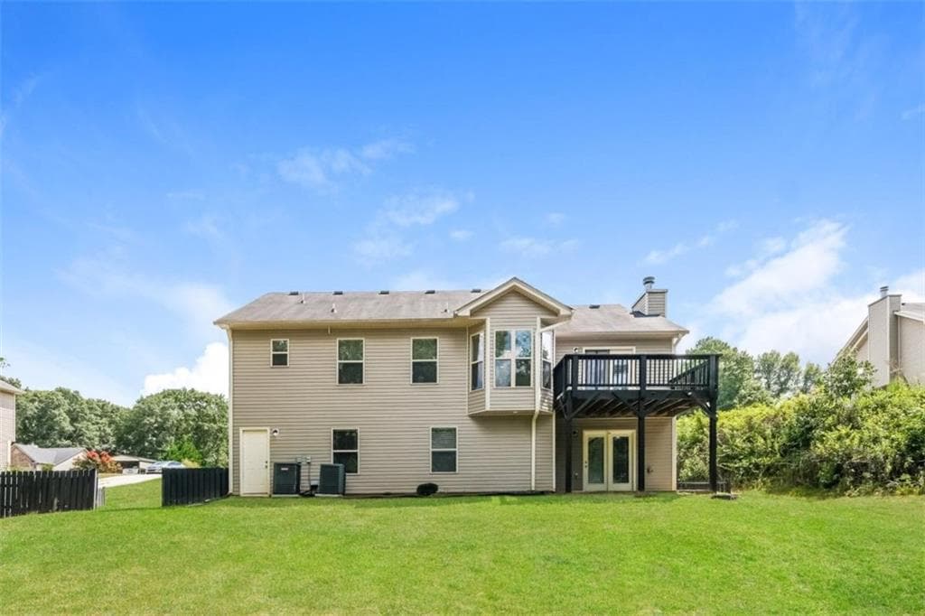 4 bedroom, 3 bathroom, 2,462 sq ft single family residence for sale at 1928 Paynes Point, Winder, GA 30680 — photo 4