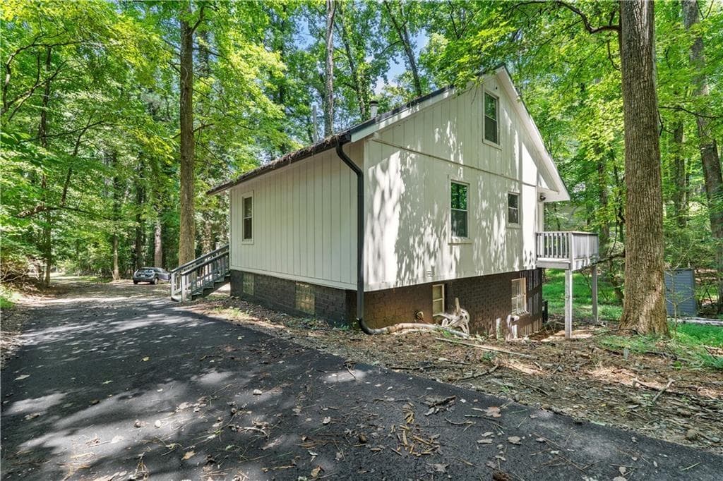 2 bedroom, 2 bathroom, 1,682 sq ft single family residence for sale at 1860 Buford Dam Road, Buford, GA 30518 — photo 5
