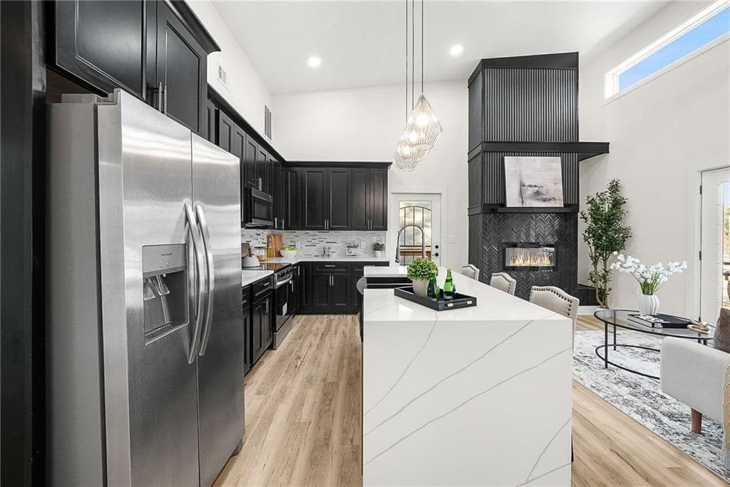 4 bedroom, 3 bathroom, 2,380 sq ft single family residence for sale at 2847 Forrest Hills Drive, Atlanta, GA 30315 — photo 7