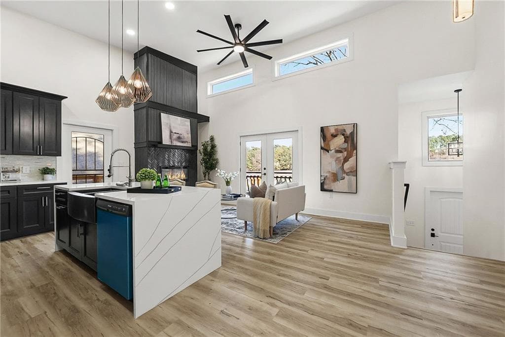 4 bedroom, 3 bathroom, 2,380 sq ft single family residence for sale at 2847 Forrest Hills Drive, Atlanta, GA 30315 — photo 9