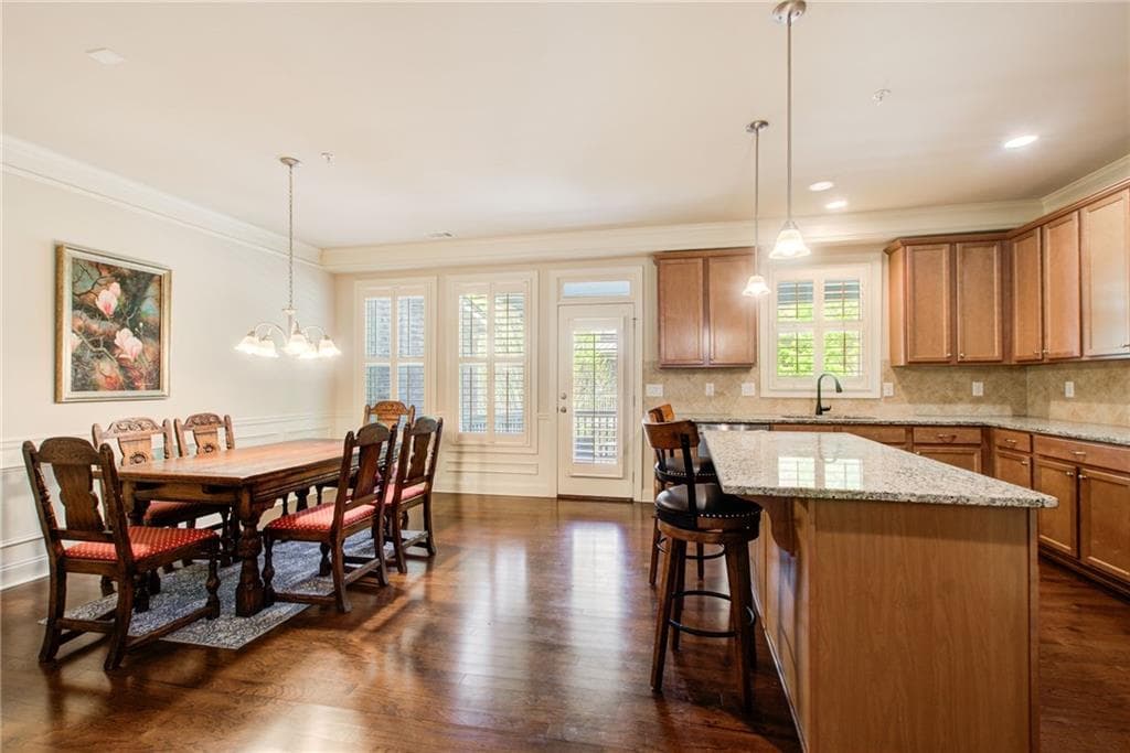 4 bedroom, 4 bathroom, 2,527 sq ft townhouse for sale at 2627 Vintage Drive, Alpharetta, GA 30009 — photo 7