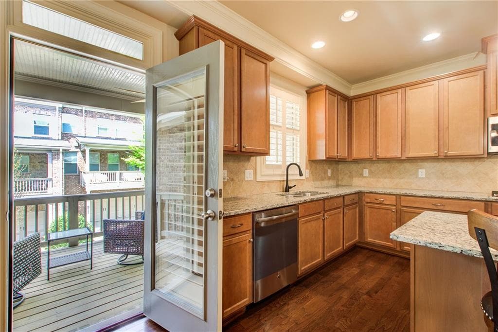 4 bedroom, 4 bathroom, 2,527 sq ft townhouse for sale at 2627 Vintage Drive, Alpharetta, GA 30009 — photo 10