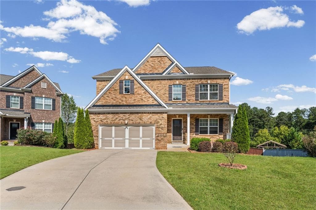 5 bedroom, 4 bathroom, 4,100 sq ft single family residence for sale at 1755 Fox Hill Lane, Cumming, GA 30040 — photo 3
