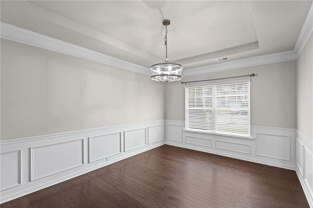 5 bedroom, 4 bathroom, 4,100 sq ft single family residence for sale at 1755 Fox Hill Lane, Cumming, GA 30040 — photo 6