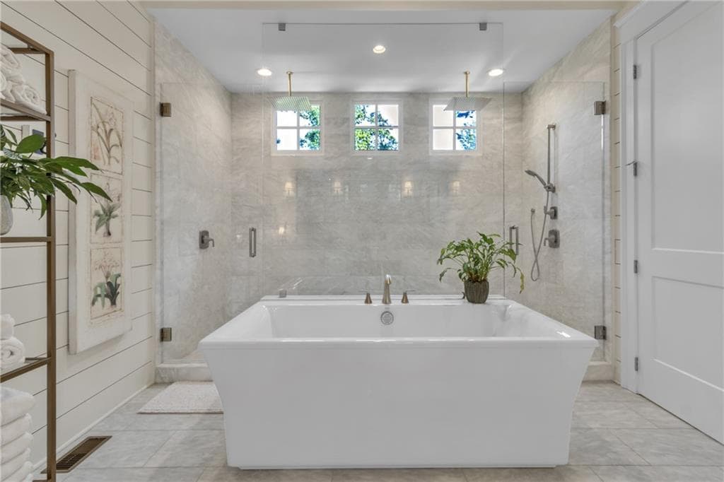 6 bedroom, 7 bathroom, 8,921 sq ft single family residence for sale at 765 Foxhollow Run, Milton, GA 30004 — photo 8