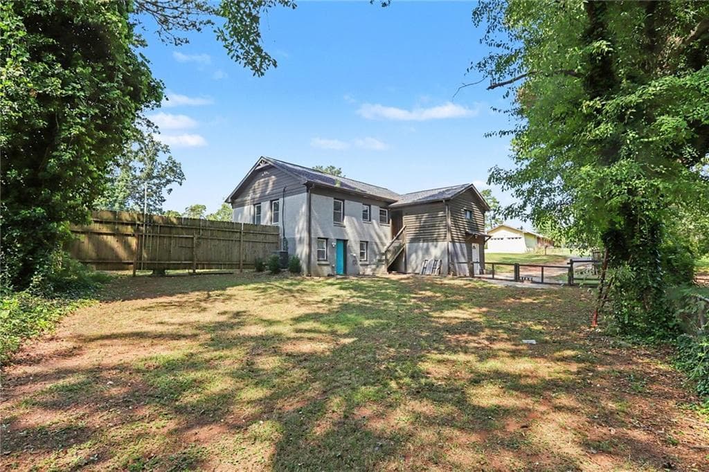 5 bedroom, 2 bathroom, 1,578 sq ft single family residence for sale at 4722 Covington Highway, Decatur, GA 30035 — photo 6