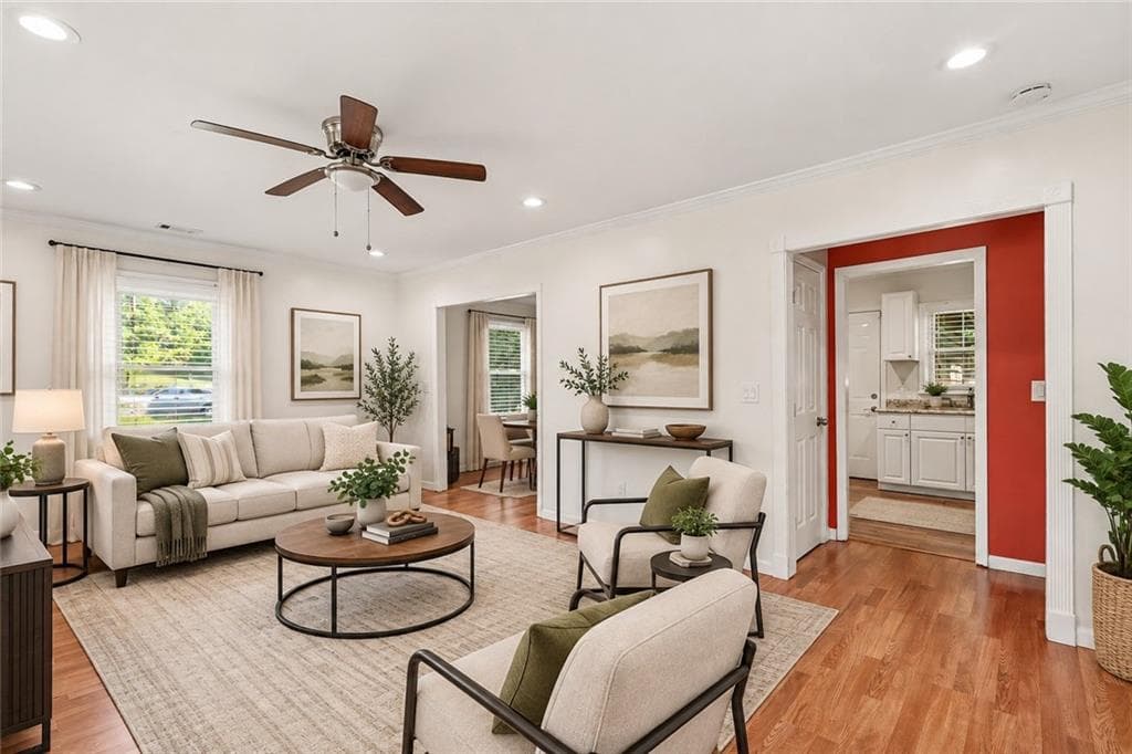 5 bedroom, 2 bathroom, 1,578 sq ft single family residence for sale at 4722 Covington Highway, Decatur, GA 30035 — photo 7