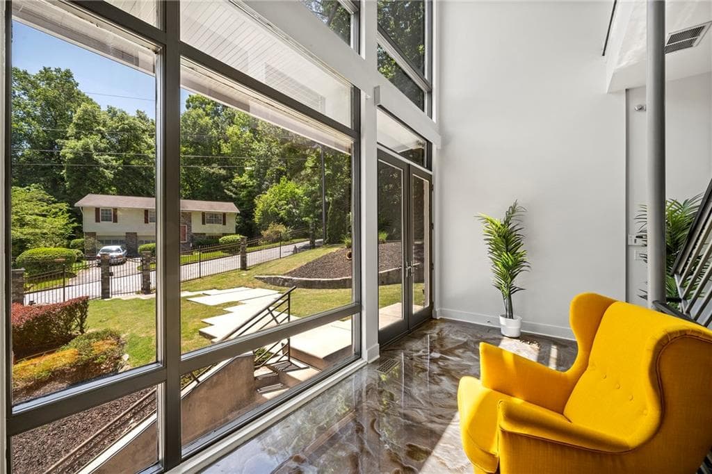 5 bedroom, 4 bathroom, 4,015 sq ft single family residence for sale at 643 Larchmont Circle, Atlanta, GA 30318