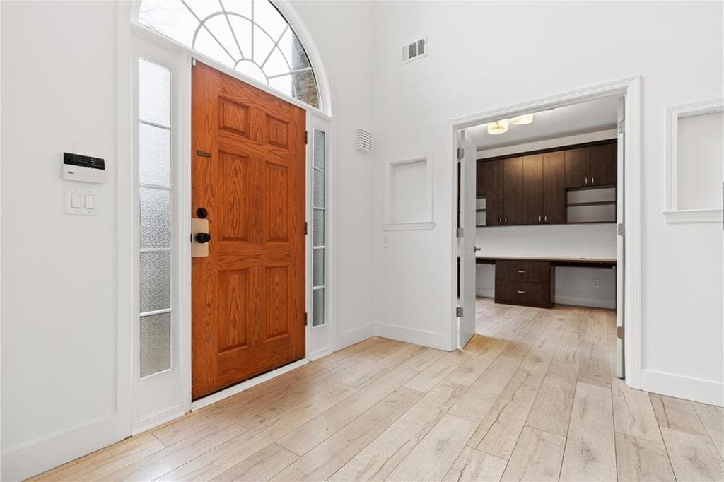 4 bedroom, 4 bathroom, 3,201 sq ft single family residence for rent at 400 Eastcote Drive, Sandy Springs, GA 30350 for $5,500 a month — photo 9