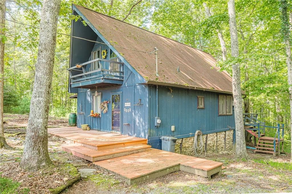 2 bedroom, 1 bathroom, 1,129 sq ft single family residence for sale at 8624 Old Dial Rd, Blue Ridge, GA 30513 — photo 3
