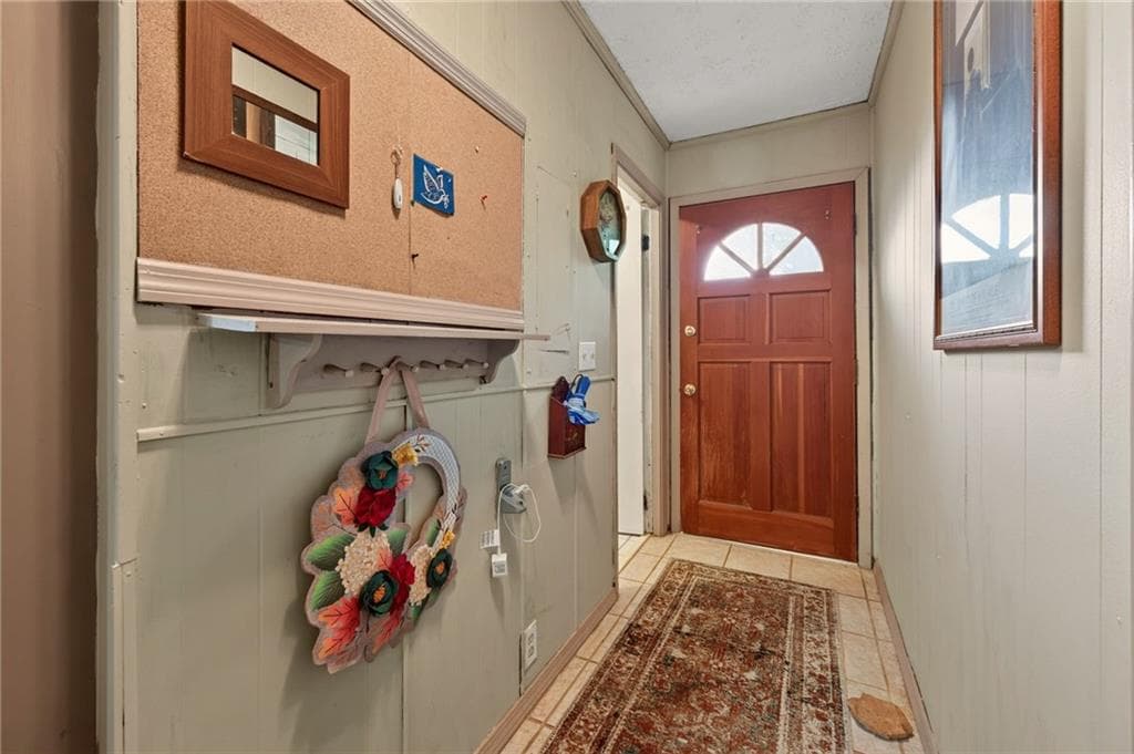 2 bedroom, 1 bathroom, 1,129 sq ft single family residence for sale at 8624 Old Dial Rd, Blue Ridge, GA 30513 — photo 9