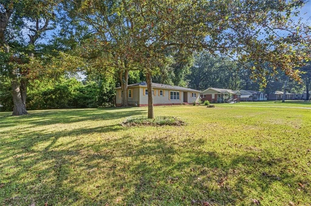 3 bedroom, 2 bathroom, 1,350 sq ft single family residence for sale at 30 Tyler Street, Rome, GA 30165 — photo 2
