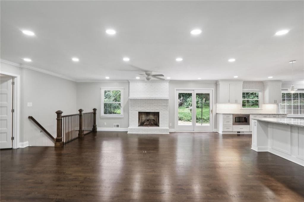 5 bedroom, 2 bathroom, 2,776 sq ft single family residence for rent at 3315 N Embry Circle, Atlanta, GA 30341 for $3,400 a month — photo 3