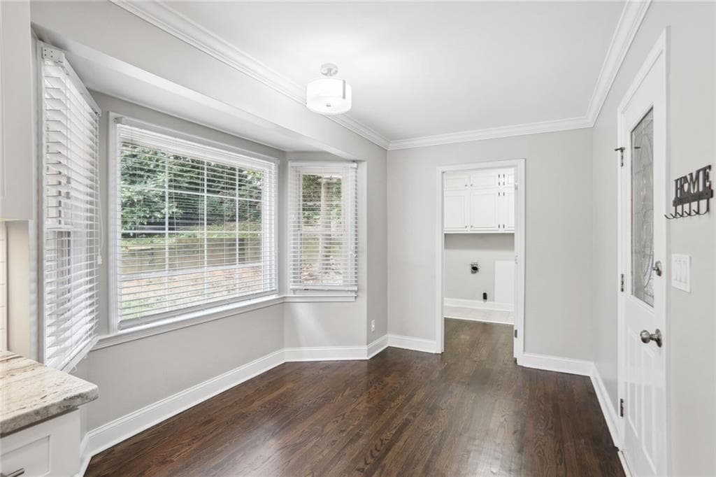 5 bedroom, 2 bathroom, 2,776 sq ft single family residence for rent at 3315 N Embry Circle, Atlanta, GA 30341 for $3,400 a month — photo 7