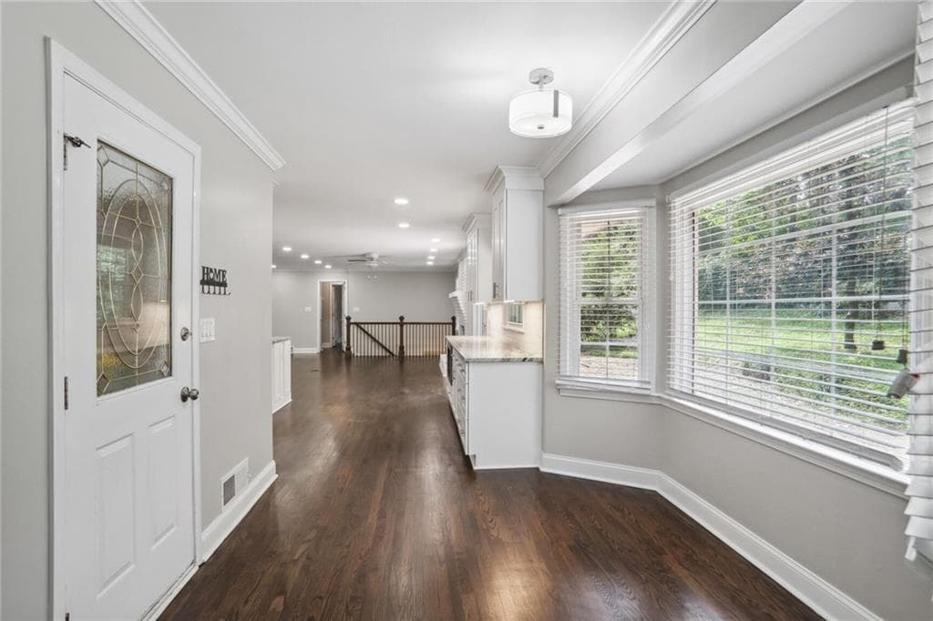 5 bedroom, 2 bathroom, 2,776 sq ft single family residence for rent at 3315 N Embry Circle, Atlanta, GA 30341 for $3,400 a month — photo 9