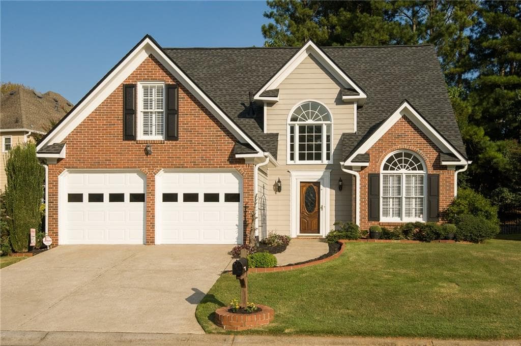 4 bedroom, 3 bathroom, 2,065 sq ft single family residence for sale at 1948 Briar Pond Way, Marietta, GA 30066