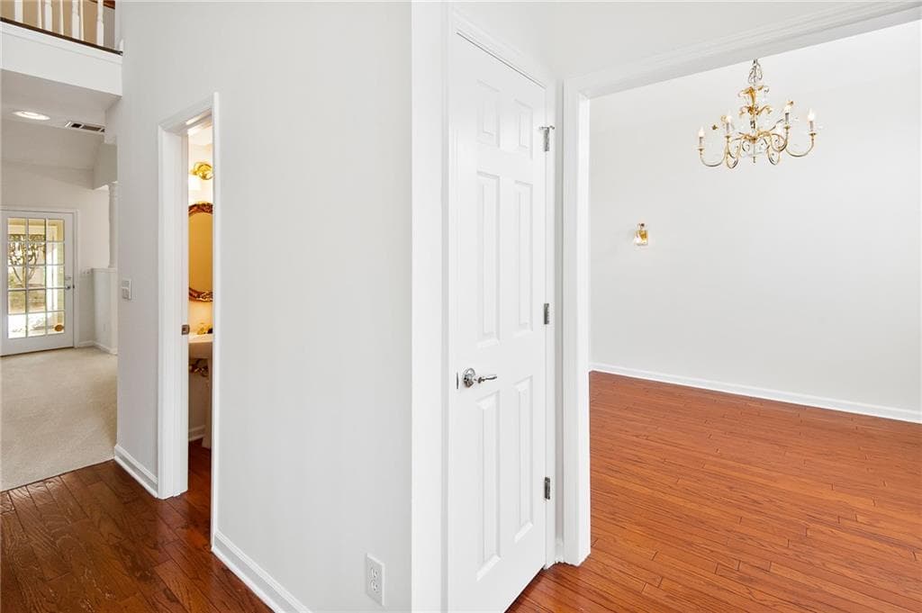 4 bedroom, 3 bathroom, 2,065 sq ft single family residence for sale at 1948 Briar Pond Way, Marietta, GA 30066 — photo 6