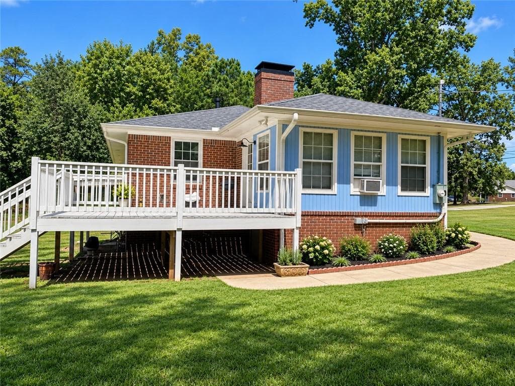 3 bedroom, 2 bathroom, 9 sq ft single family residence for sale at 230 North Drive, Hampton, GA 30228 — photo 4