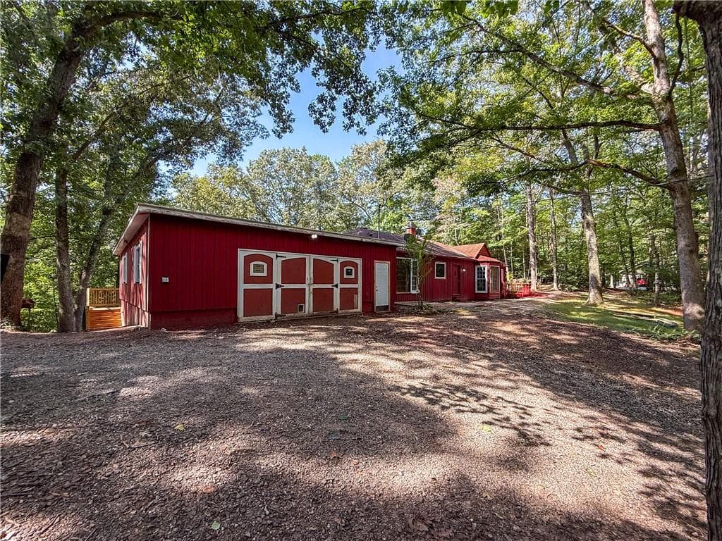 3 bedroom, 3 bathroom, 1,860 sq ft home for sale at 114 Funaro Lane, Dahlonega, GA