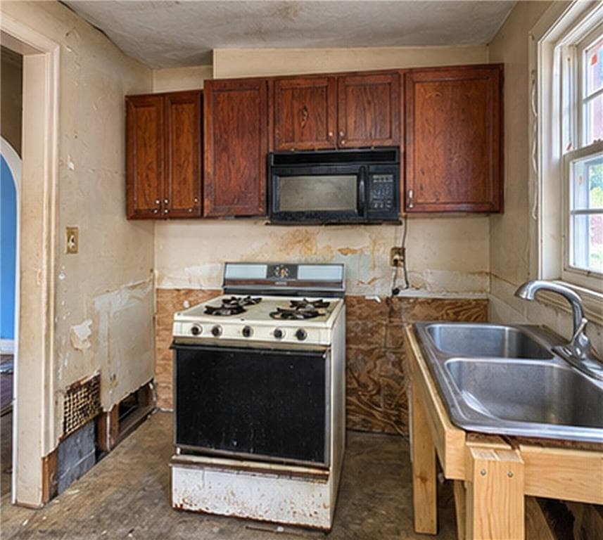 2 bedroom, 1 bathroom, 1,609 sq ft single family residence under contract at 1779 S Gordon Street, Atlanta, GA 30310 — photo 8