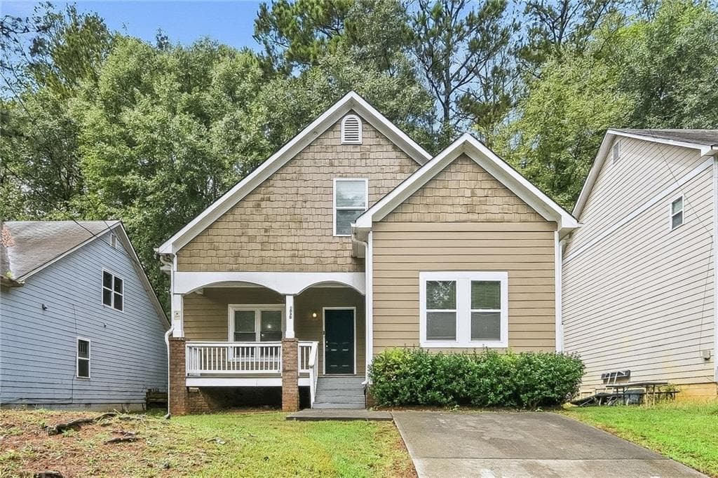 5 bedroom, 3 bathroom, 2,662 sq ft single family residence for rent at 1080 Gun Club Road, Atlanta, GA 30318 for $2,055 a month — photo 1 of 17