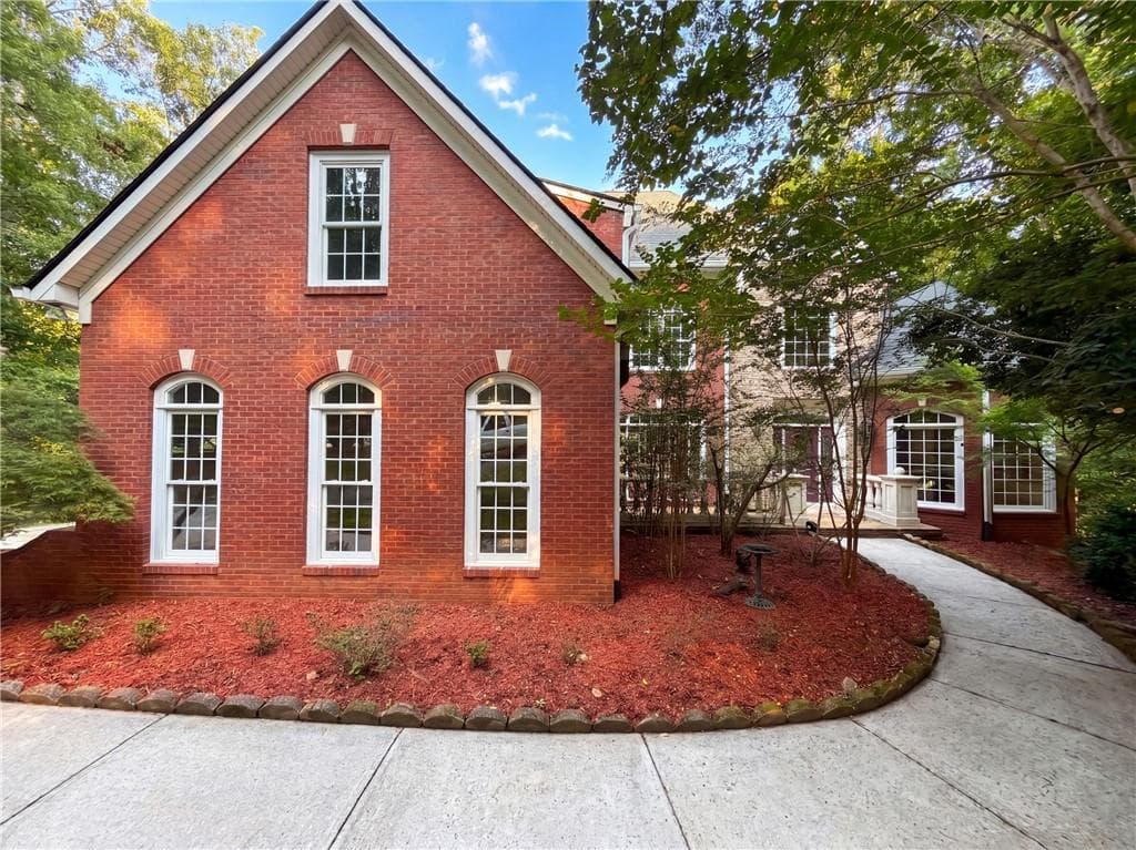 6 bedroom, 5 bathroom, 5,027 sq ft single family residence for sale at 65 Tanglewood Road, Newnan, GA 30263