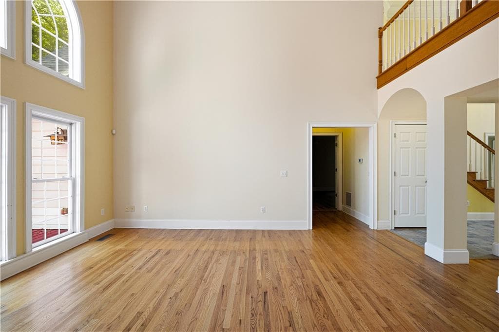 6 bedroom, 5 bathroom, 5,027 sq ft single family residence for sale at 65 Tanglewood Road, Newnan, GA 30263 — photo 9