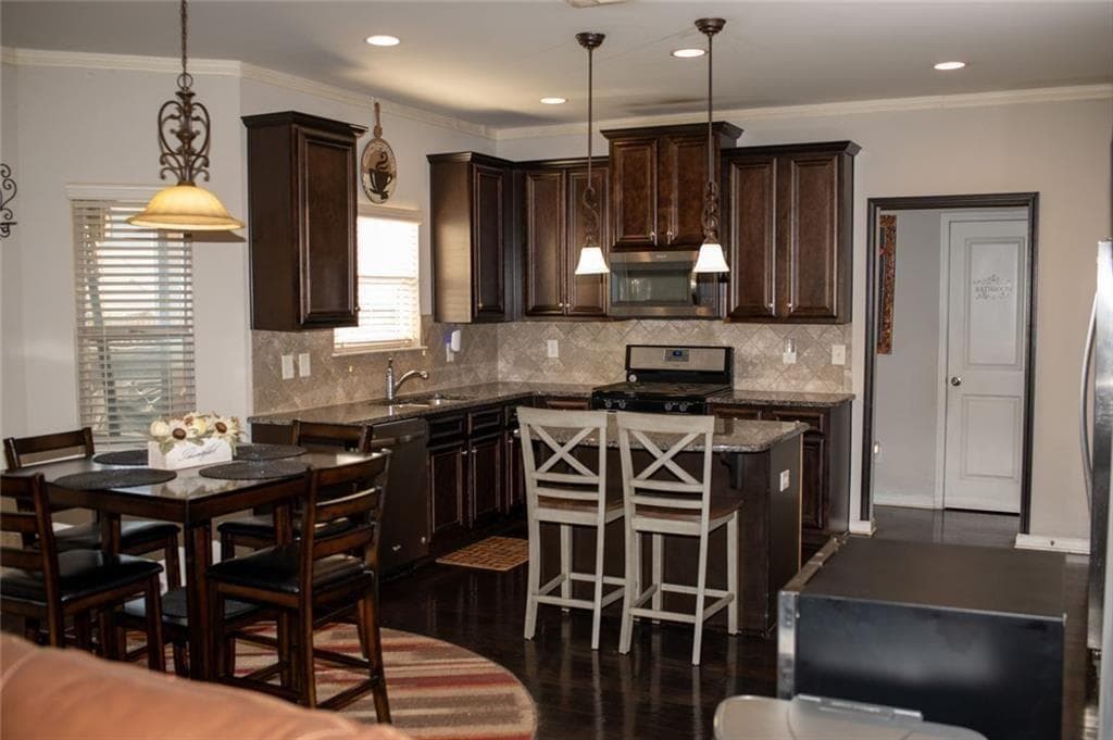4 bedroom, 3 bathroom, 2,612 sq ft single family residence for sale at 7579 Crawford, Fairburn, GA 30213 — photo 7