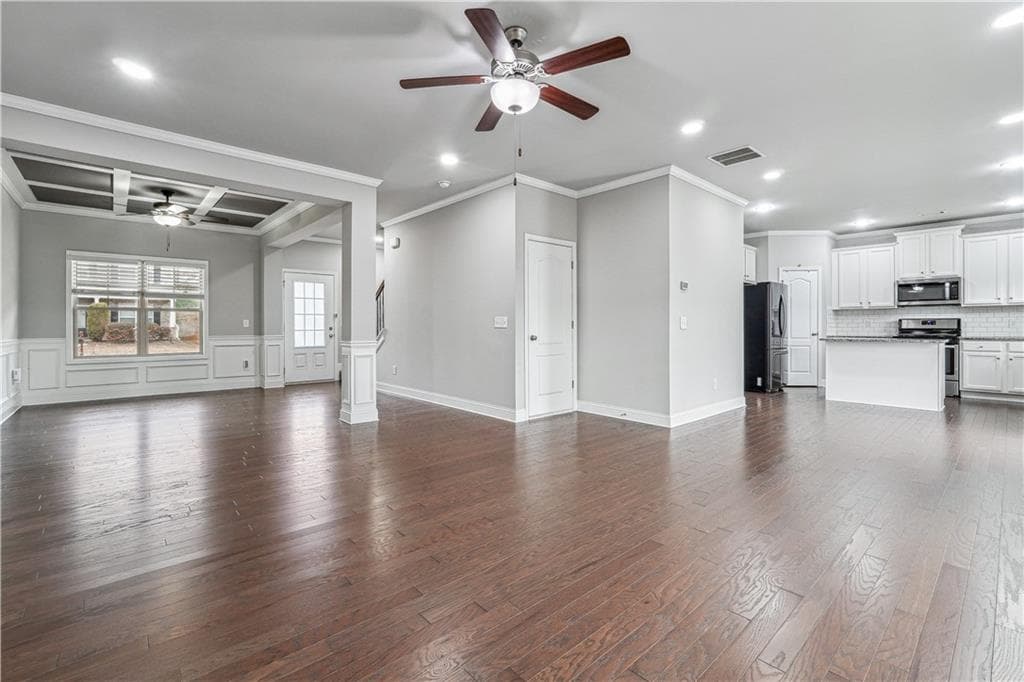 4 bedroom, 4 bathroom, 2,653 sq ft single family residence for rent at 659 Lynnfield Drive, Lawrenceville, GA 30045 for $2,700 a month — photo 8