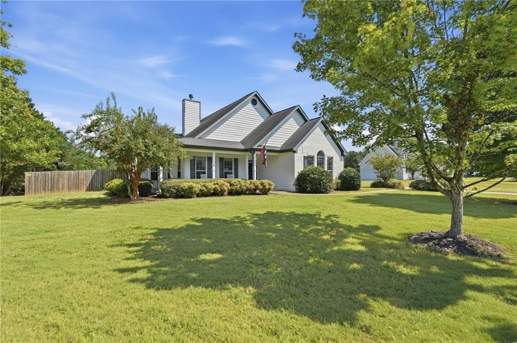 4 bedroom, 2 bathroom, 2,605 sq ft single family residence for sale at 764 Appian Way, Statham, GA 30666 — photo 5