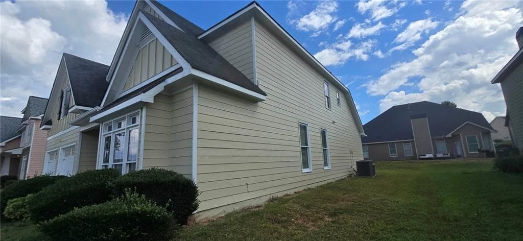 5 bedroom, 4 bathroom, 3,321 sq ft single family residence for sale at 55 Harrison Circle, Covington, GA 30016 — photo 3