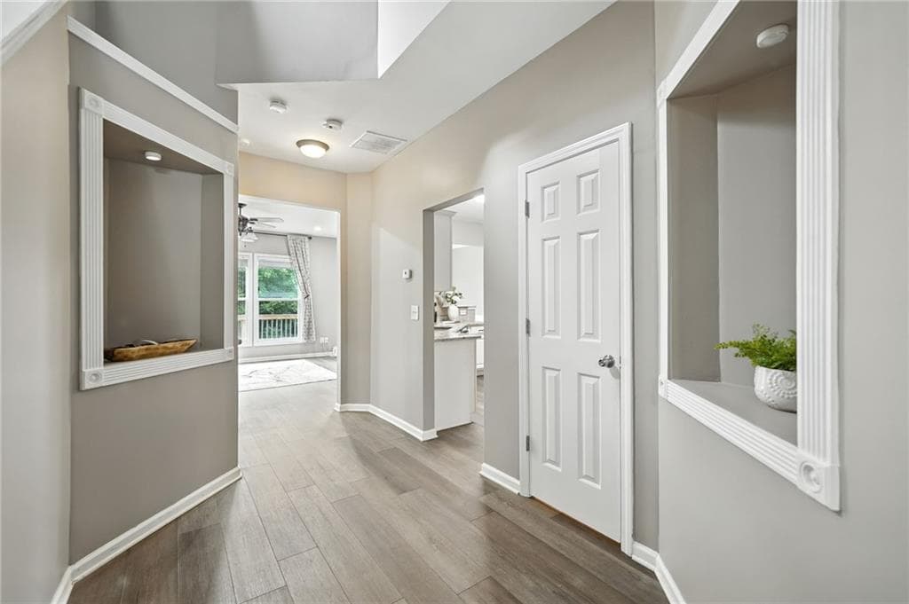 4 bedroom, 4 bathroom, 2,608 sq ft single family residence for rent at 6030 Ellington Cove, Cumming, GA 30040 for $2,700 a month — photo 2