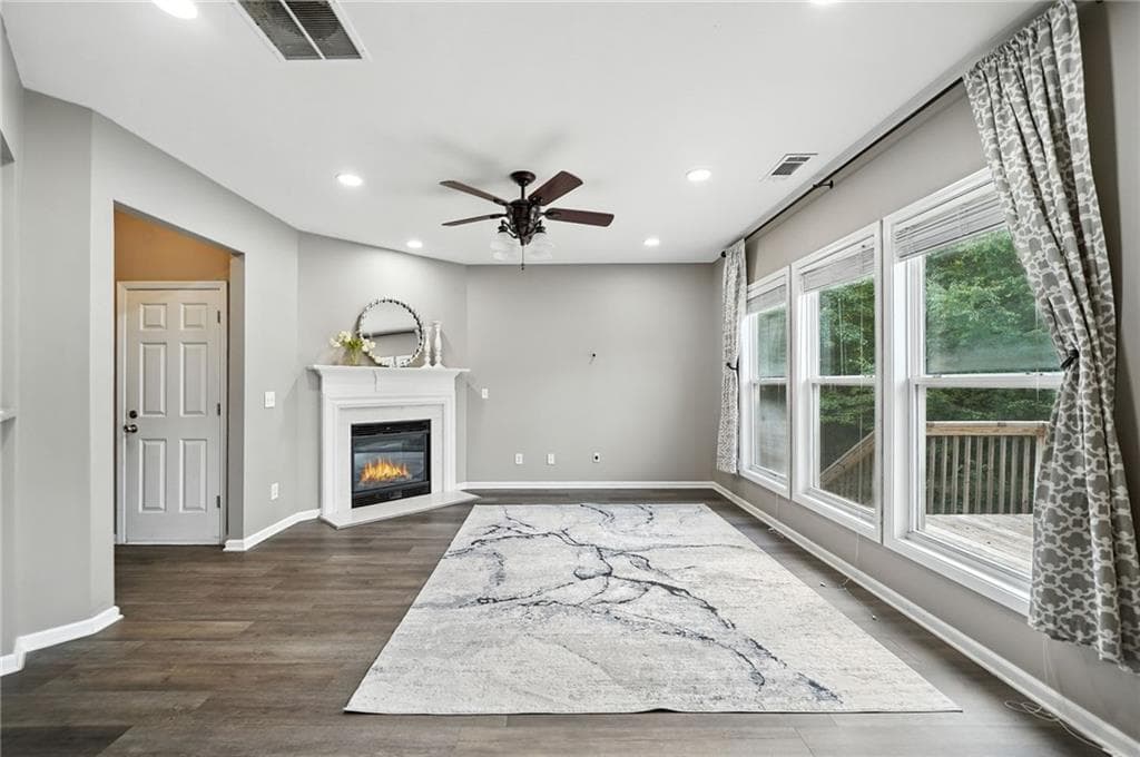 4 bedroom, 4 bathroom, 2,608 sq ft single family residence for rent at 6030 Ellington Cove, Cumming, GA 30040 for $2,700 a month — photo 4