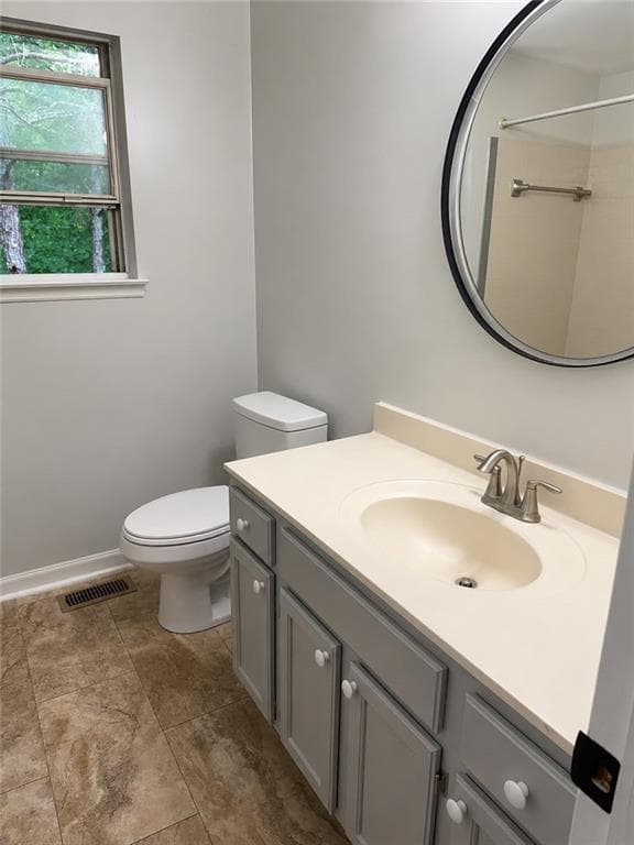 5 bedroom, 4 bathroom, 1,673 sq ft single family residence for sale at 10535 Virginia Pine Lane, Johns Creek, GA 30022 — photo 5