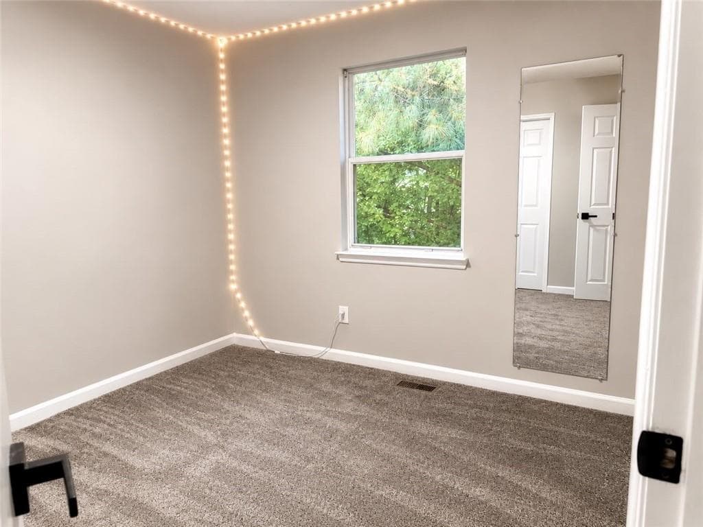 5 bedroom, 4 bathroom, 1,673 sq ft single family residence for sale at 10535 Virginia Pine Lane, Johns Creek, GA 30022 — photo 7