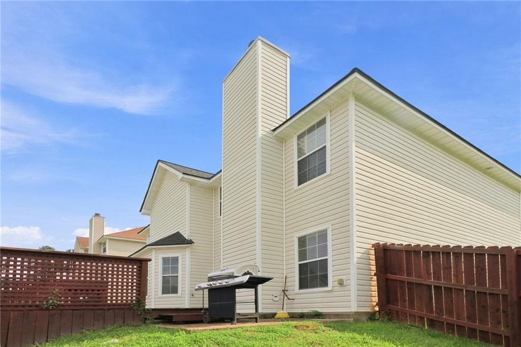 4 bedroom, 3 bathroom, 2,695 sq ft single family residence for rent at 6959 Foxmoor Way, Douglasville, GA 30134 for $2,800 a month — photo 5