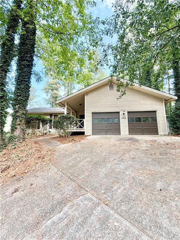 3 bedroom, 2 bathroom, 1,450 sq ft single family residence for sale at 120 Wilhelmina Drive, Ellenwood, GA 30294