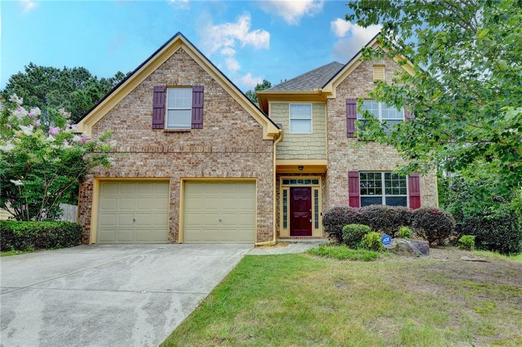 5 bedroom, 4 bathroom, 3,046 sq ft home for sale at 3473 Fallen Oak Drive, Buford, GA